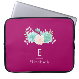 Pastel Rosa & Grönt Blommigt Bouquet på Magentan B Laptop Sleeve