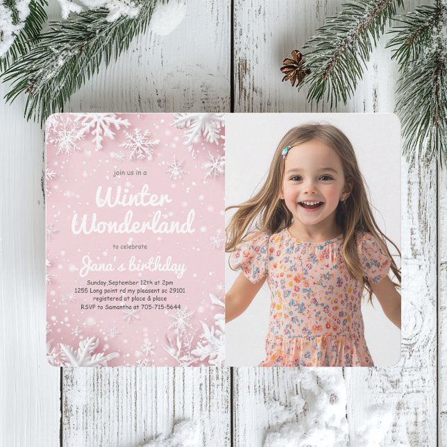 Pastel Rosa Winter Wonderland Snowflake Photo Inbjudningar (Skapare uppladdad)