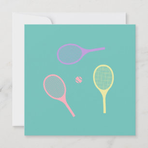 Pastel Tennis Rackets med Tennis Boll på Grönt Kort