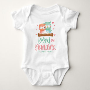 Pastel Uggla Loven av mormor - morbarn Gift T Shirt