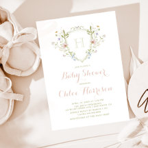 Pastel Wildblomma Monogram Vapensköld Baby Shower