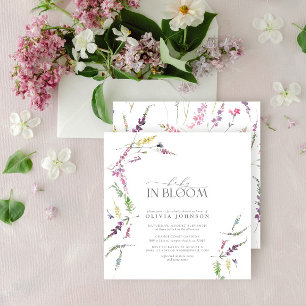 Pastell Baby in Bloom Script Blommig Bebis Shower Inbjudningar