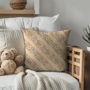 Pastell beige blommigt mönster diagonala ränder kudde