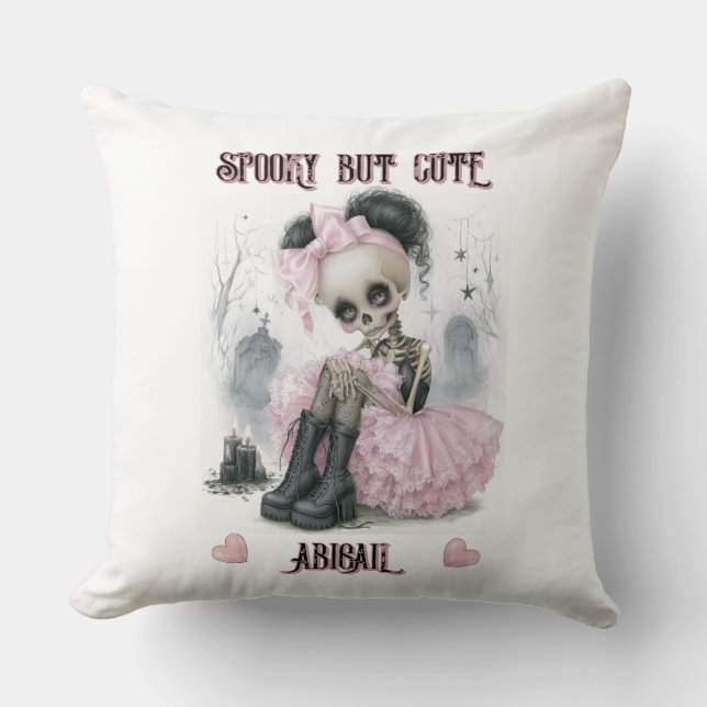 Pastell Goth Halloween  Kudde (Framsida)