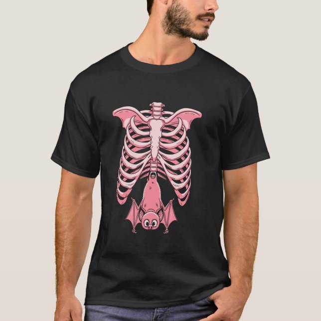 Pastell Goth Skelett Revben Fladdermus Röntgen Hal T Shirt (Framsida)