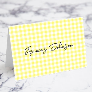 Pastell gula Gingham Namnskort för platskort Bordsnummer