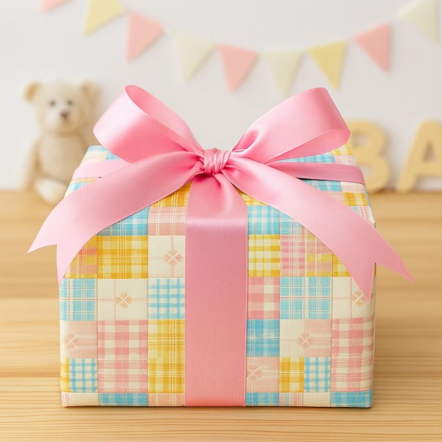 Pastell Patchwork Karo Vår Pappersinslagning Presentpapper (Pretty pastel patchwork plaid with pink bow, perfect for baby girl shower)