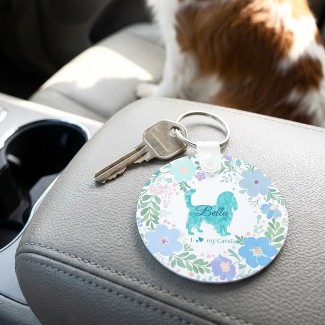 Pastellblå Cavalier King Charles Spaniel Blommig  Nyckelring (Skapare uppladdad)
