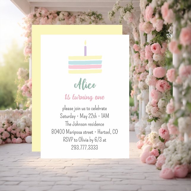 Pastellfärgad gul tårta 1-års födelsedagsfest inbjudningar (Skapare uppladdad)