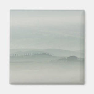 Pastellfärgad morgon i dimmiga Tuscany Magnet