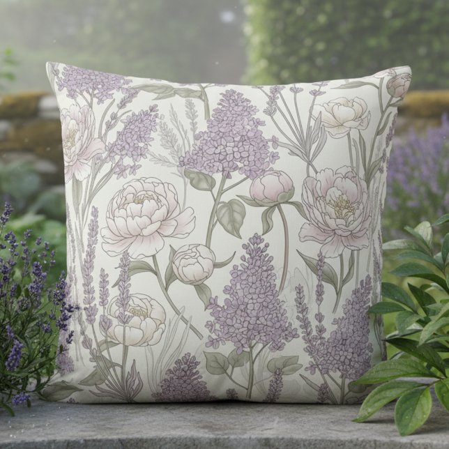 Pastellfärgad Peony Lila Syren Kudde (Skapare uppladdad)