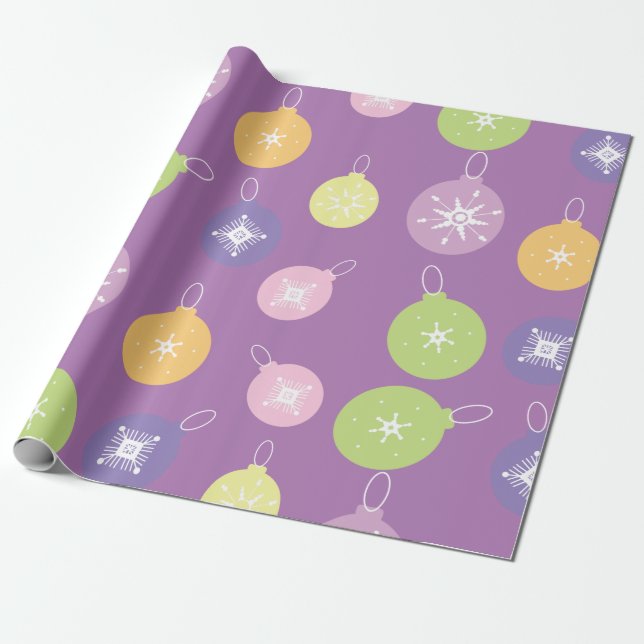 Pastellfärgade julgransprydnader Snöflingor Violet Presentpapper (Utrullad)