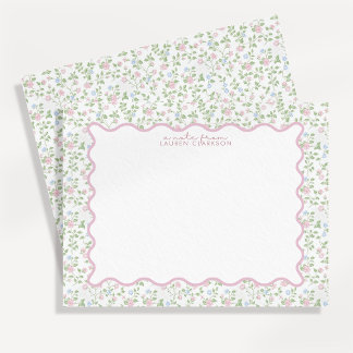 Pastellfärgat blomstermotiv med vågig ram på antec inbjudningar