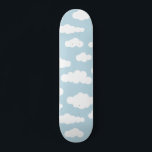 Pastellmoln, Baby blue och vita, estetiska Mini Skateboard Bräda 18,5 Cm<br><div class="desc">Storaktigt söt,  delikat baby blue och vitt litet moln ger illustration. Enkelt minimalistiskt molntema för daghem,  barnrum,  tonåring. Kumulus altokumulus fluffy white och baby pastel blå himmel moln. Artsy clouds illustration av för barn,  moln,  förströelse,  moln,  pastellbäddning. Molner mönster i pastellblå färg.</div>