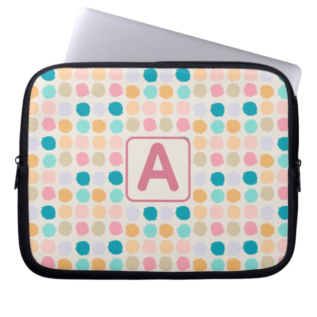 Pastellprickigt Monogram Laptop Fodral (Framsidan)