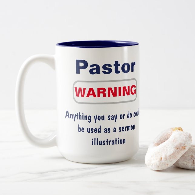 Pastor Warning Humous Mugg (Med munk)