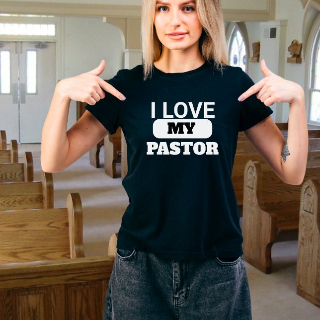 Pastorfrun, jag kärlek min pastor Christian T Shirt (Skapare uppladdad)