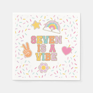 Patch Preppy Seven är en Vibe Birthday Pappersservett