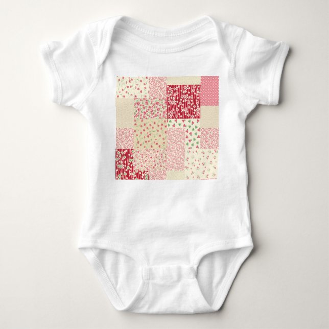 Patchwork Blommigt: Hand plockade Ornaments. T Shirt (Framsida)