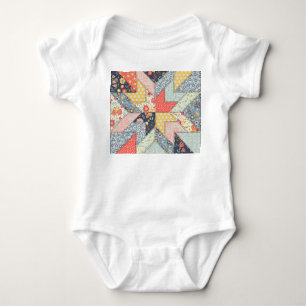 Patchwork-Blommigt: Vintage Ornament T Shirt
