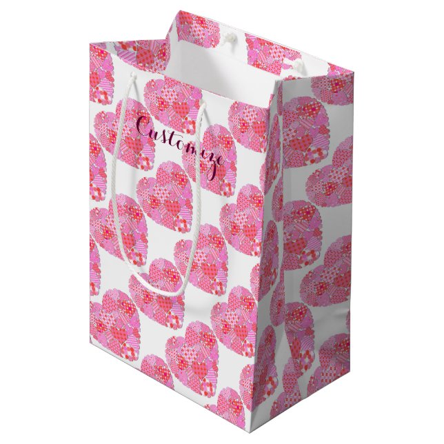 Patchwork Hearts White Gift Bag (Framsidan Vinklad)