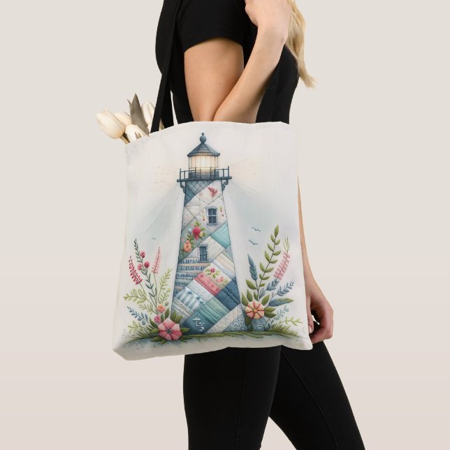 Patchwork Lighthouse Coastal Floral Scene Tygkasse (Närbild)