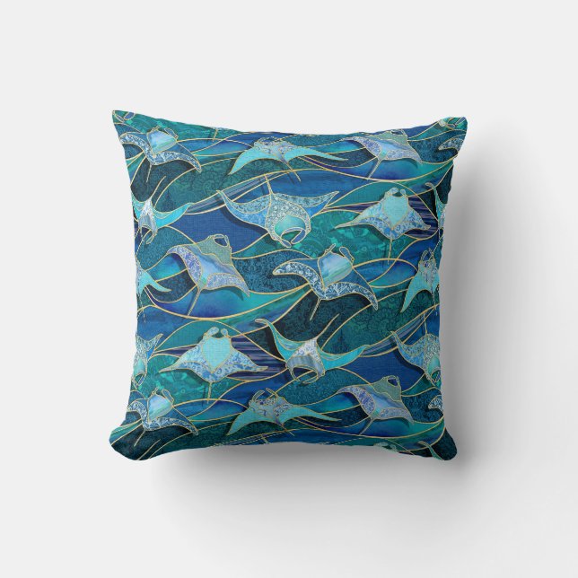Patchwork Manta Rays in Sapphire Turcos Blue Kudde (Framsida)