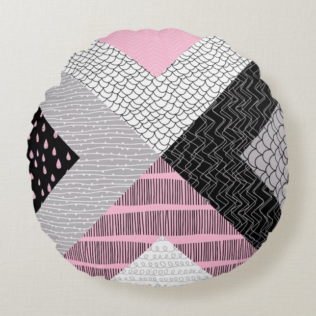 Patchwork-plattor, frihand teckning mönster. rund kudde (Framsidan)