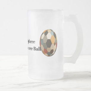 Patchwork Sphere: Mysigt Quilted Soccer Ball Frostat Ölglas