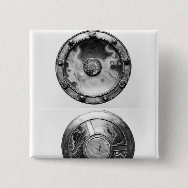 Paten med en medaljong som visar jumbon knapp (Framsida)
