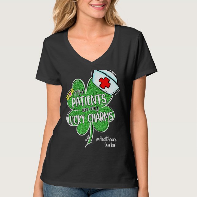 Patienterna är Lucky Charms Healthcare Worker St P T Shirt (Framsida)