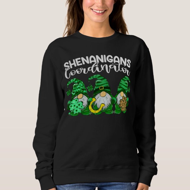 Patrick Gnomes Shenanigans Coordinator Patricks Da T Shirt (Framsida)