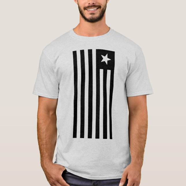 PATRIOT FLAGGA BLACK OCH WHITSTAR OCH RAND T SHIRT (Framsida)
