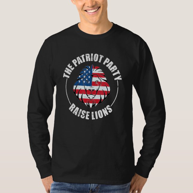 Patriot Party tar upp Lejon USA:s Flagga T Shirt (Framsida)