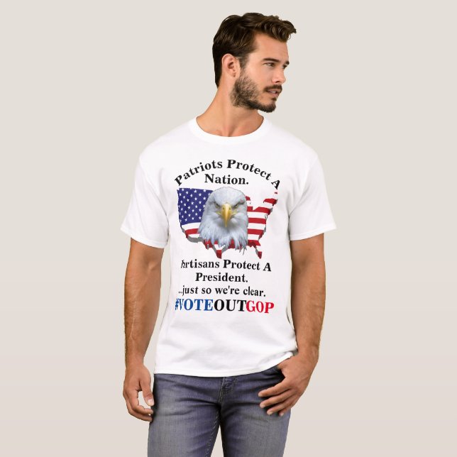 Patrioter skyddar en nation.....skydd för partisan t shirt (Hel framsida)
