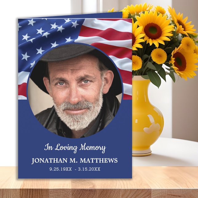 Patriotic American Flagga Memorial Veteran Funeral Program (Skapare uppladdad)