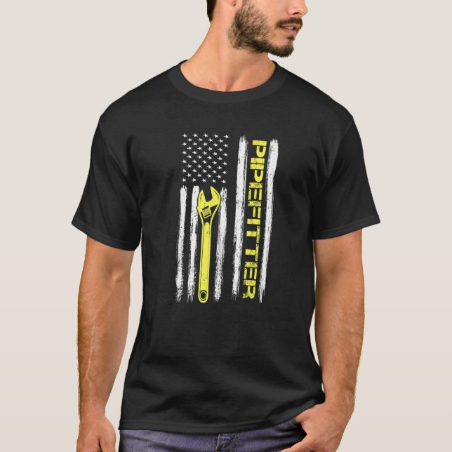Patriotic American Flagga Pipefitter Plumber Pipe  T Shirt (Framsida)