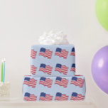 Patriotic American Flagga Wrapping Papper Presentpapper<br><div class="desc">Den här pappra inslagningen är underbar för födelsedagar,  jul osv... </div>
