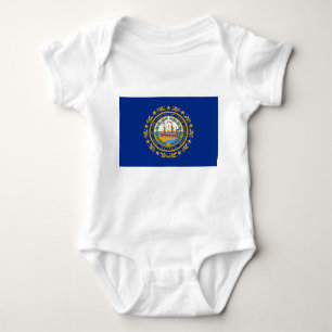 Patriotic baby bodykosti med flagga av New Hampshi T Shirt