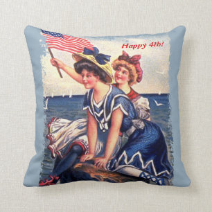 Patriotic Bathing Beauties Pillow Kudde