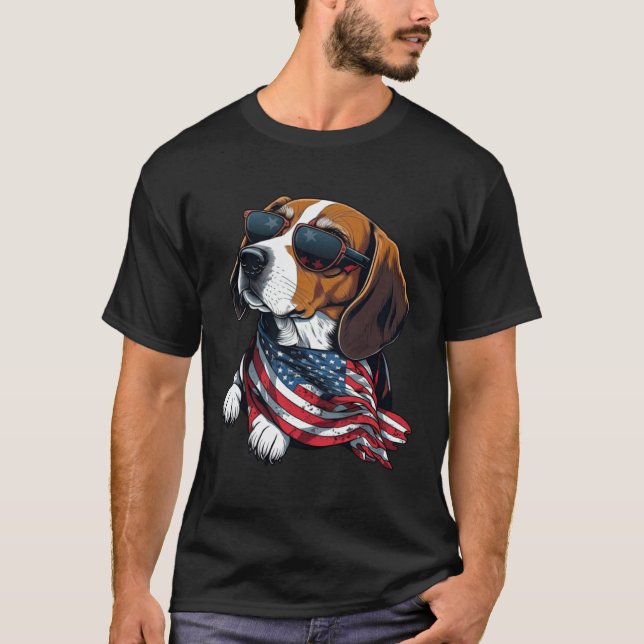 Patriotic Beagle Wearing An American Flag Patrioti T Shirt (Framsida)