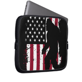 Patriotic Bigfoot – American Flag Sasquatch Laptop Fodral