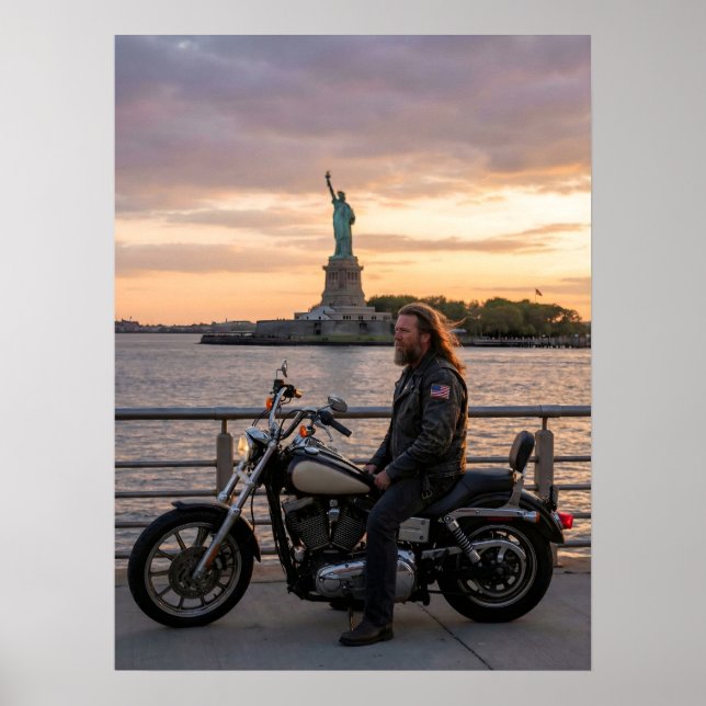 Patriotic Biker Statue of Liberty Sunset Waterside Poster (Framsidan)