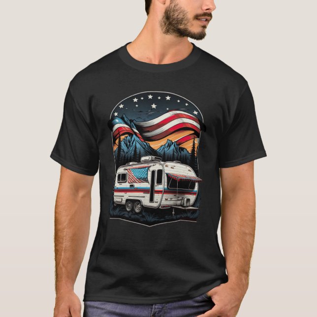 Patriotic Camping And Caravan Adventure USA  1 T Shirt (Framsida)