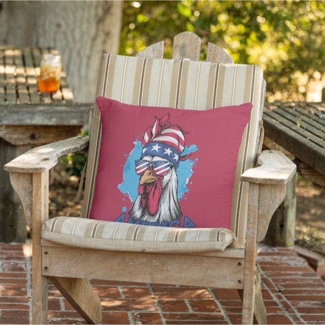 Patriotic Chicken i USA Bandana och Shades Kudde (Stol)