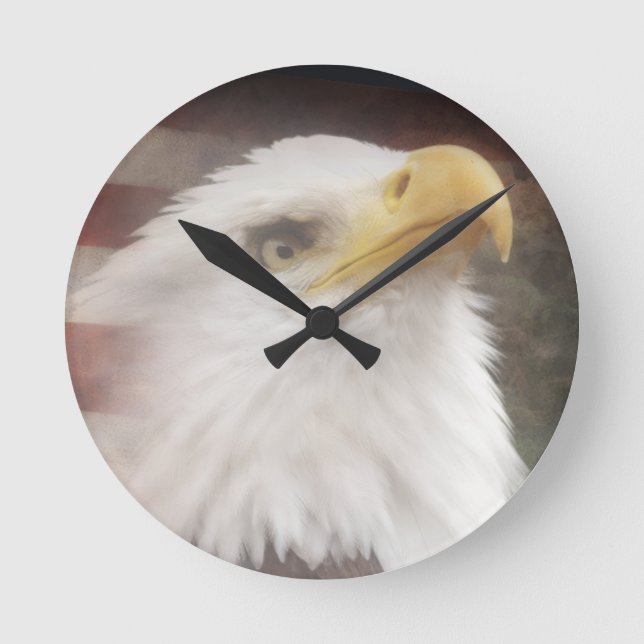 Patriotic Eagle Wall Clock – American Decor Rund Klocka (Framsida)