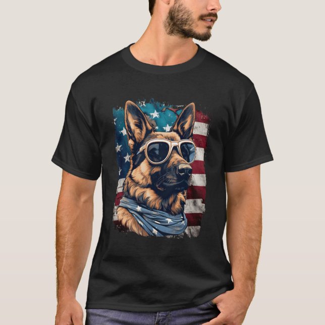 Patriotic Ger Shepherd American Flagga K9 Shepherd T Shirt (Framsida)