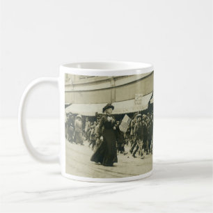 PATRIOTIC Mugg - Mor Jones - citerar.