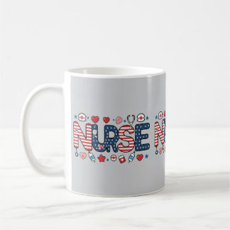 Patriotic Nurse Mug – USA Flag Medical Design Kaffemugg