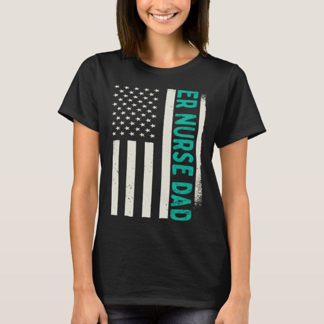 Patriotic Nursing Hospital Emergency Room ER Nurse T Shirt (Framsida)